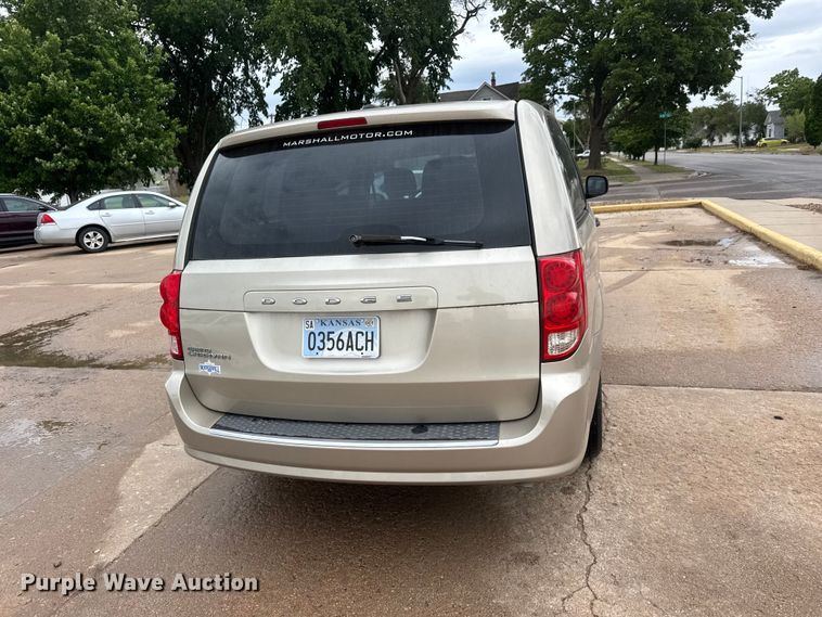 image for item MX9223 2016 Dodge Grand Caravan van