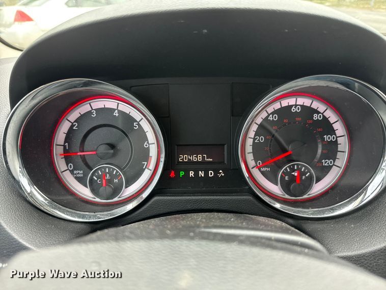image for item MX9223 2016 Dodge Grand Caravan van