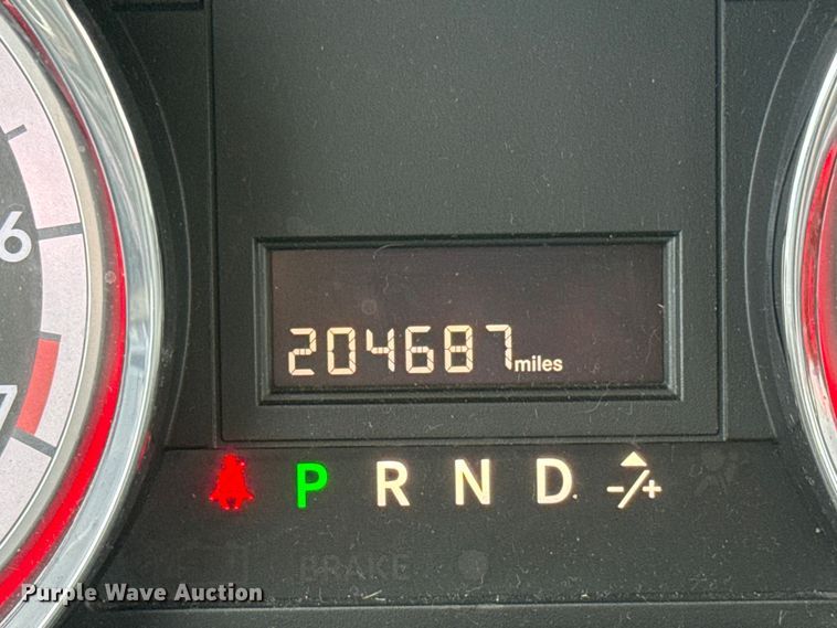 image for item MX9223 2016 Dodge Grand Caravan van