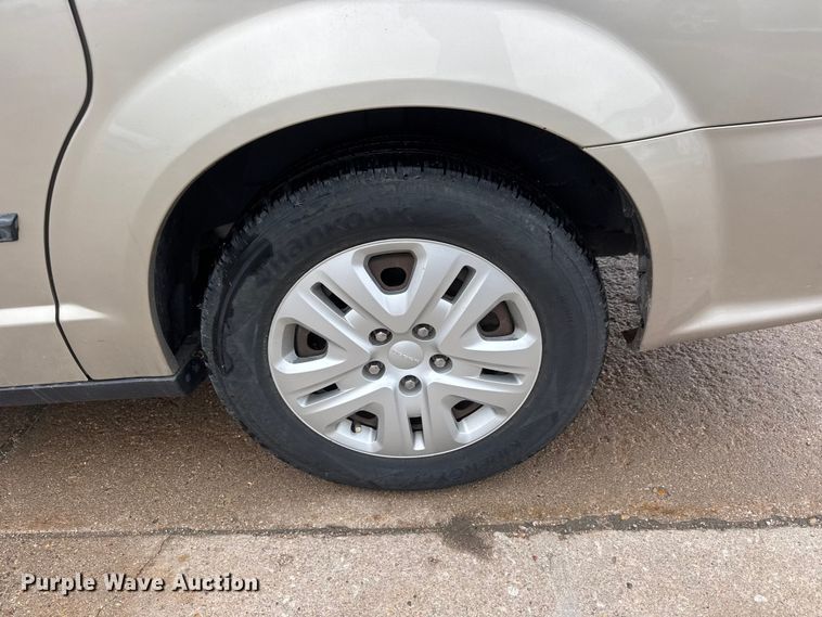image for item MX9223 2016 Dodge Grand Caravan van