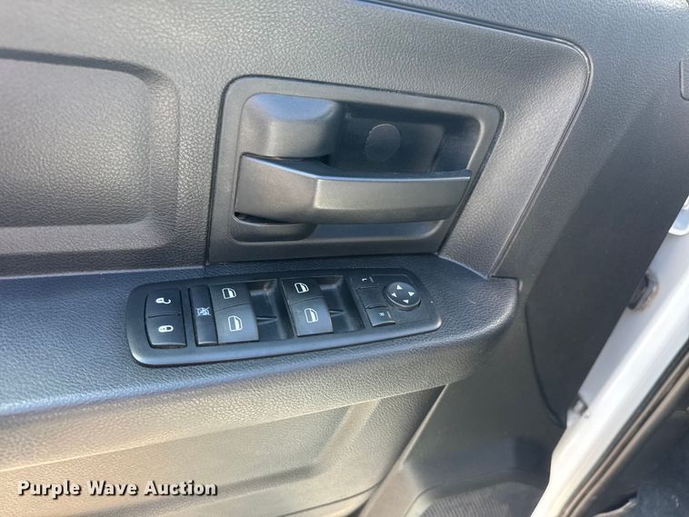 image for item MX9248 2015 RAM 1500 Crew Cab pickup truck