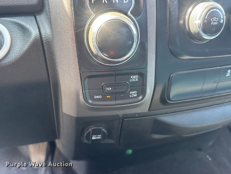 image for item MX9248 2015 RAM 1500 Crew Cab pickup truck