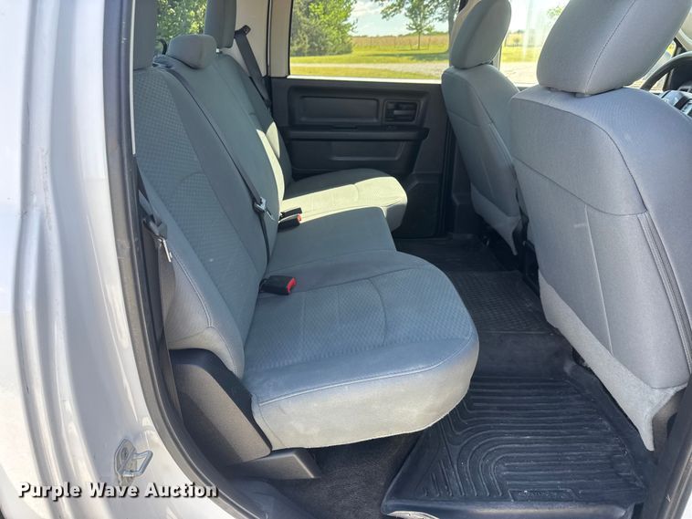 image for item MX9248 2015 RAM 1500 Crew Cab pickup truck