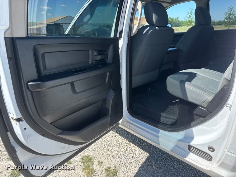 image for item MX9248 2015 RAM 1500 Crew Cab pickup truck