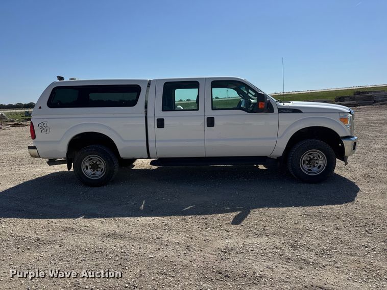 image for item MX9279 2015 Ford F250 Super Duty Crew Cab pickup truck