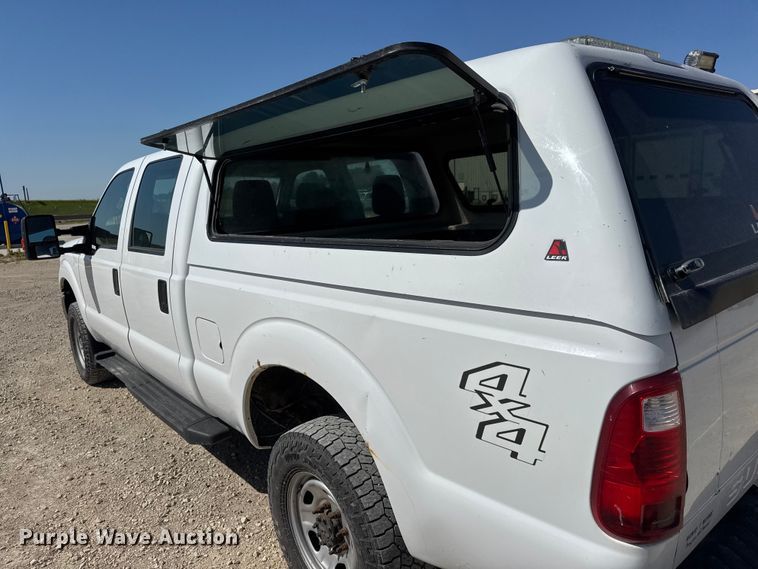 image for item MX9279 2015 Ford F250 Super Duty Crew Cab pickup truck