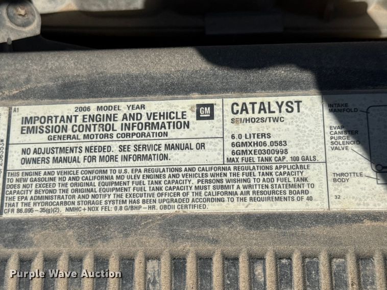 image for item MX9281 2006 Chevrolet Silverado 3500 utility bed pickup truck