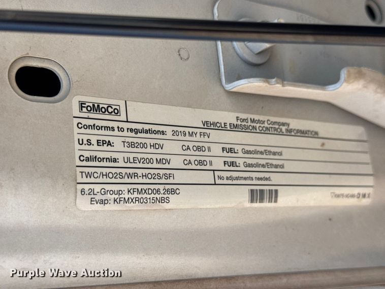 image for item MX9283 2019 Ford F250 Super Duty Crew Cab pickup truck