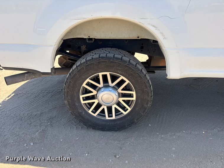 image for item MX9283 2019 Ford F250 Super Duty Crew Cab pickup truck