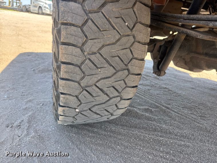 image for item MX9283 2019 Ford F250 Super Duty Crew Cab pickup truck