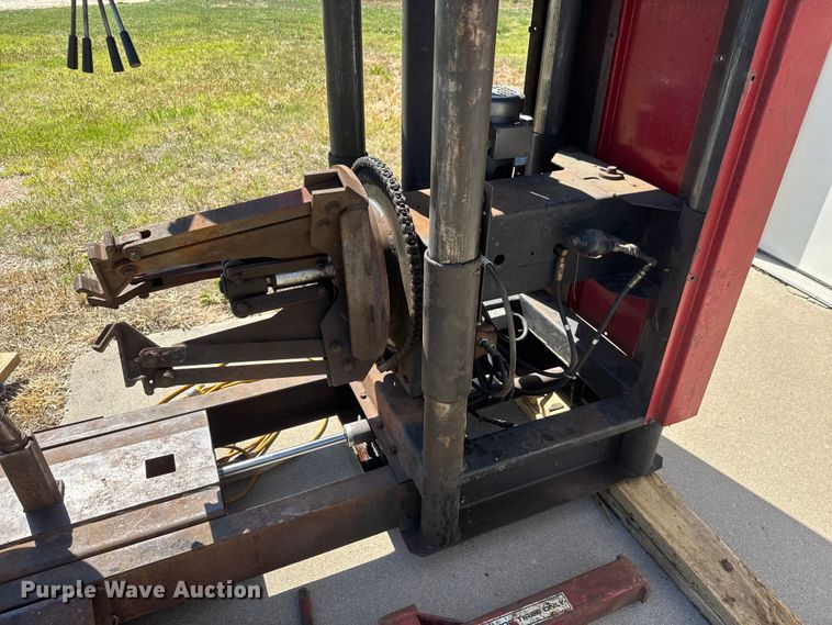 image for item MX9284 Coats 9000 tire machine