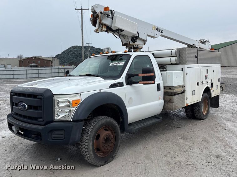 image for item YA2691 2013 Ford F450 Super Duty bucket truck