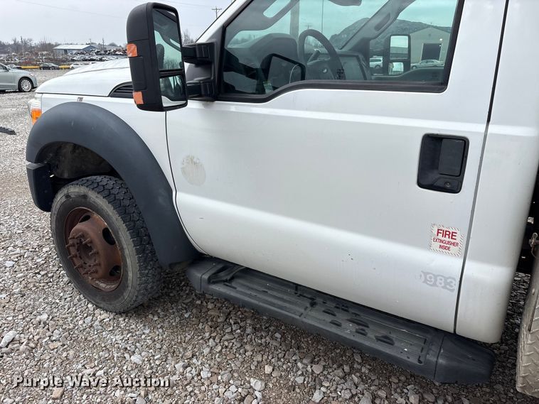 image for item YA2691 2013 Ford F450 Super Duty bucket truck