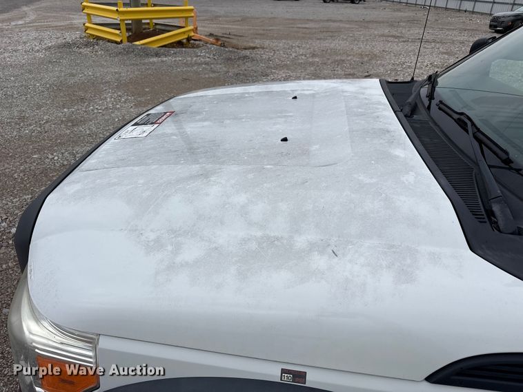image for item YA2691 2013 Ford F450 Super Duty bucket truck