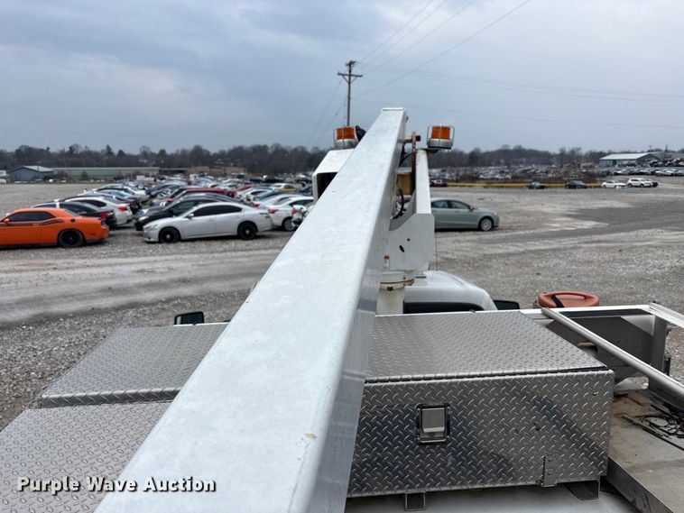 image for item YA2691 2013 Ford F450 Super Duty bucket truck