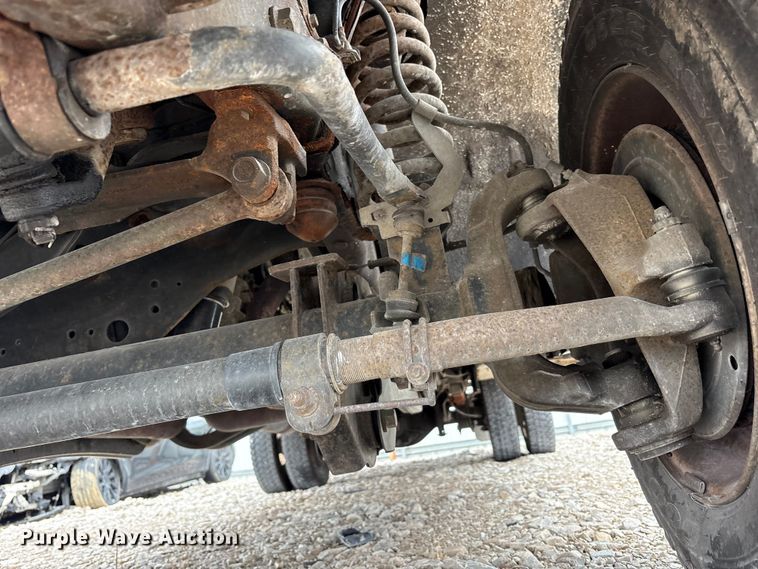 image for item YA2691 2013 Ford F450 Super Duty bucket truck