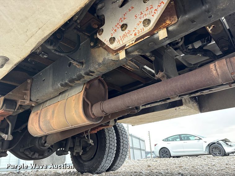 image for item YA2691 2013 Ford F450 Super Duty bucket truck