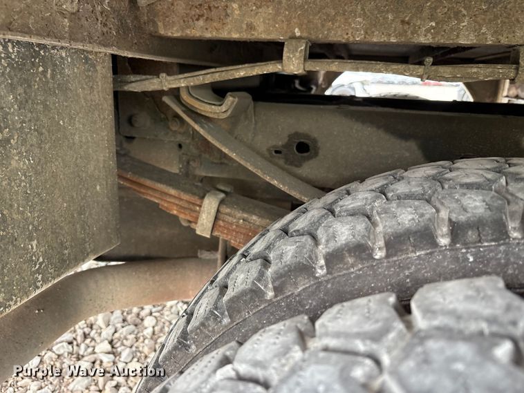 image for item YA2691 2013 Ford F450 Super Duty bucket truck