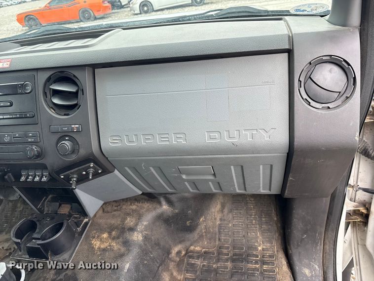 image for item YA2691 2013 Ford F450 Super Duty bucket truck