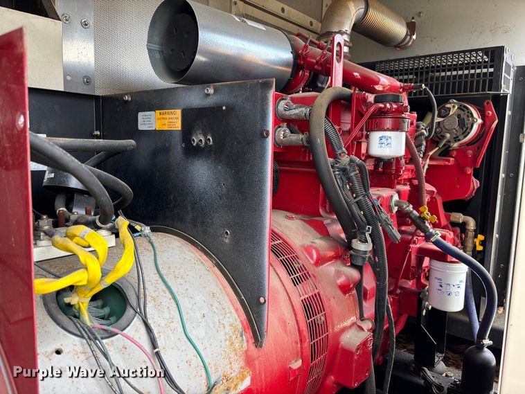 image for item YA3061 2005 Baldor 361CSL1613 generator