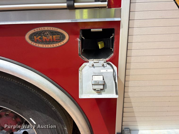 image for item YA3222 2009 Kovatch Mobile Equipment pumper fire truck