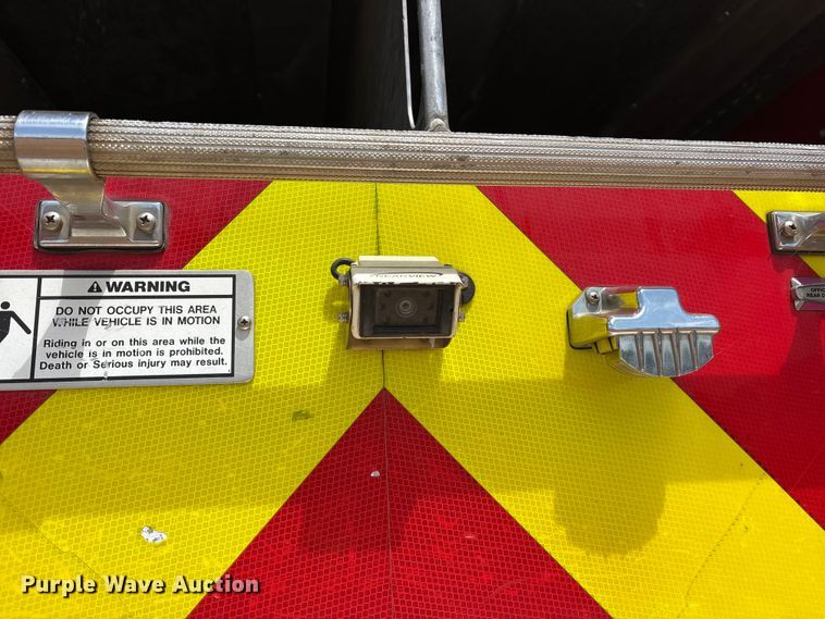 image for item YA3222 2009 Kovatch Mobile Equipment pumper fire truck