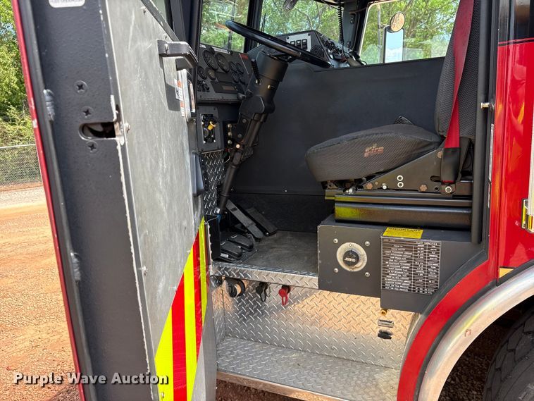 image for item YA3222 2009 Kovatch Mobile Equipment pumper fire truck