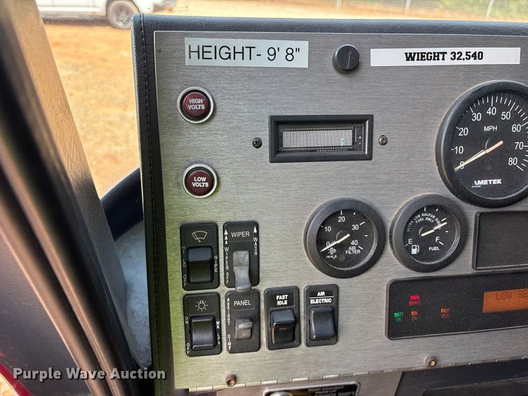 image for item YA3222 2009 Kovatch Mobile Equipment pumper fire truck