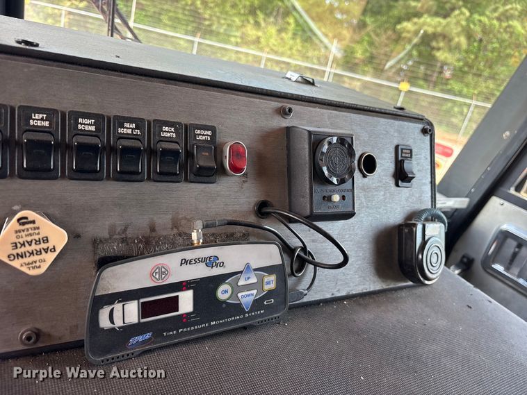 image for item YA3222 2009 Kovatch Mobile Equipment pumper fire truck
