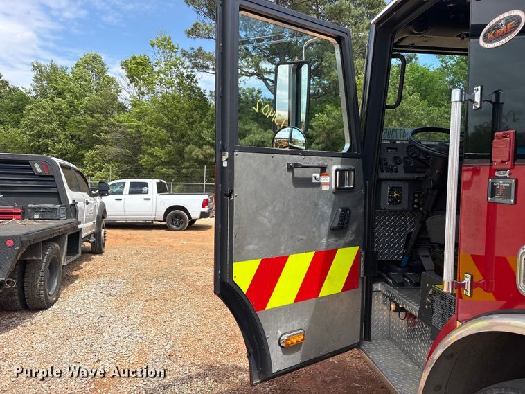 image for item YA3222 2009 Kovatch Mobile Equipment pumper fire truck