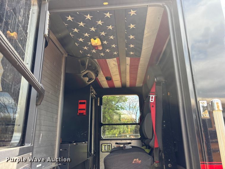 image for item YA3222 2009 Kovatch Mobile Equipment pumper fire truck