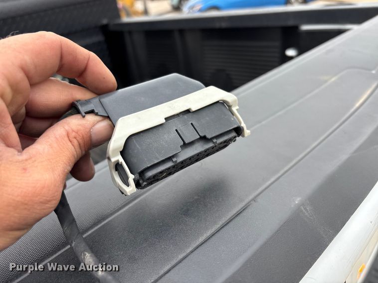 image for item YA3300 2021 Chevrolet Silverado 1500 pickup truck