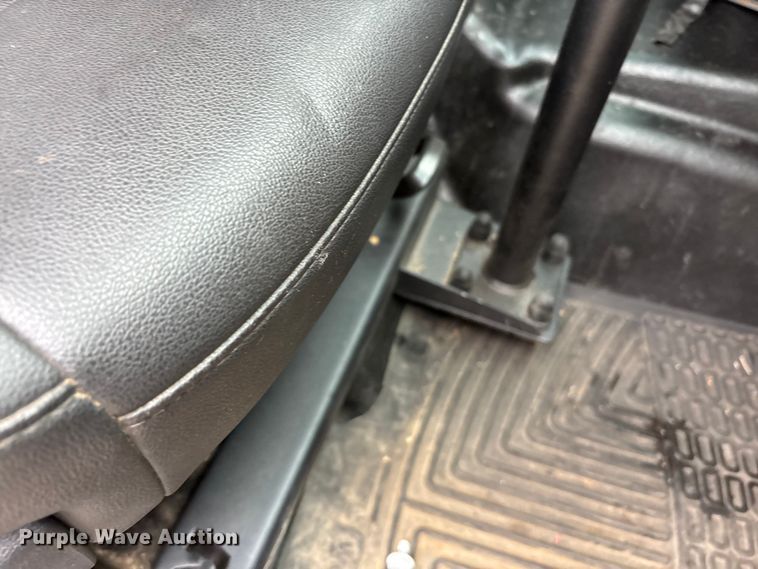 image for item YA3300 2021 Chevrolet Silverado 1500 pickup truck