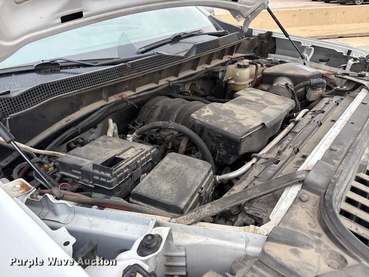 image for item YA3300 2021 Chevrolet Silverado 1500 pickup truck