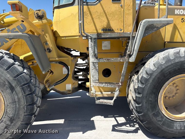 image for item DO5207 1999 Komatsu WA250-3 wheel loader