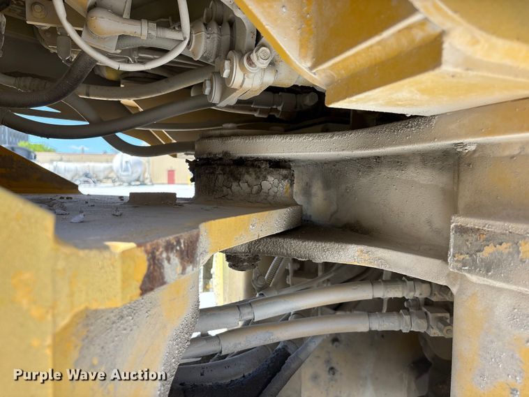 image for item DO5207 1999 Komatsu WA250-3 wheel loader