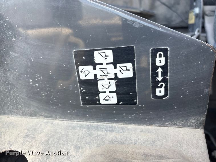 image for item DO5207 1999 Komatsu WA250-3 wheel loader