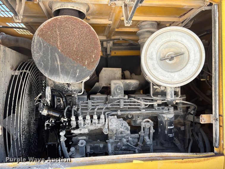 image for item DO5207 1999 Komatsu WA250-3 wheel loader