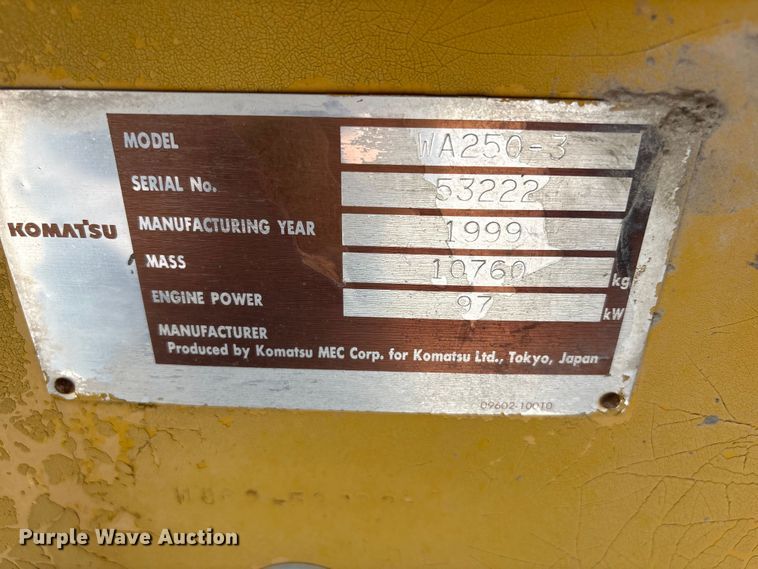 image for item DO5207 1999 Komatsu WA250-3 wheel loader