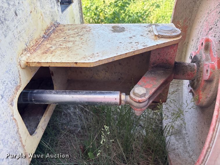 image for item DO5210 2000 JLG 3369-E scissor lift