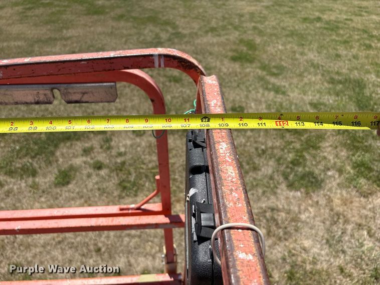 image for item DO5210 2000 JLG 3369-E scissor lift