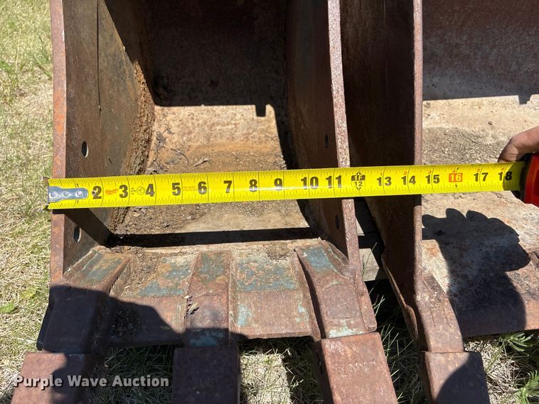 image for item DO5214 (4) mini excavator buckets
