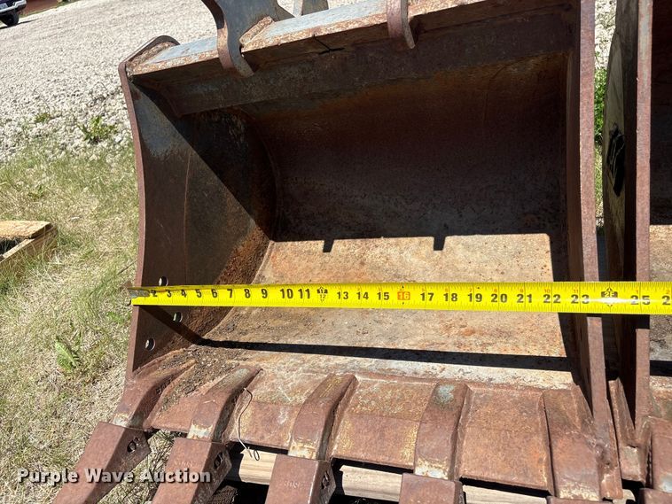 image for item DO5214 (4) mini excavator buckets