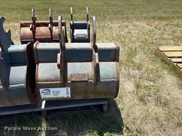 image for item DO5214 (4) mini excavator buckets