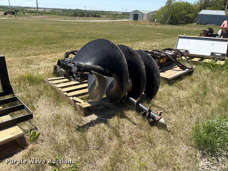 image for item DO5215 skid steer auger
