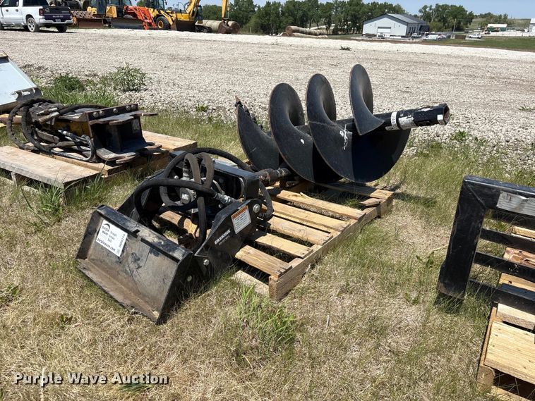 image for item DO5215 skid steer auger