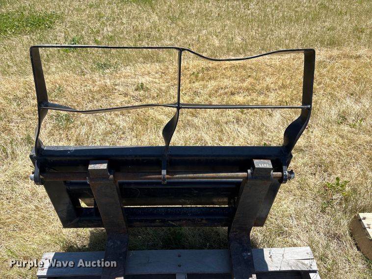 image for item DO5216 Skid steer attachments