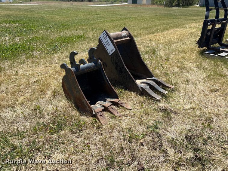 image for item DO5217 Mini excavator buckets