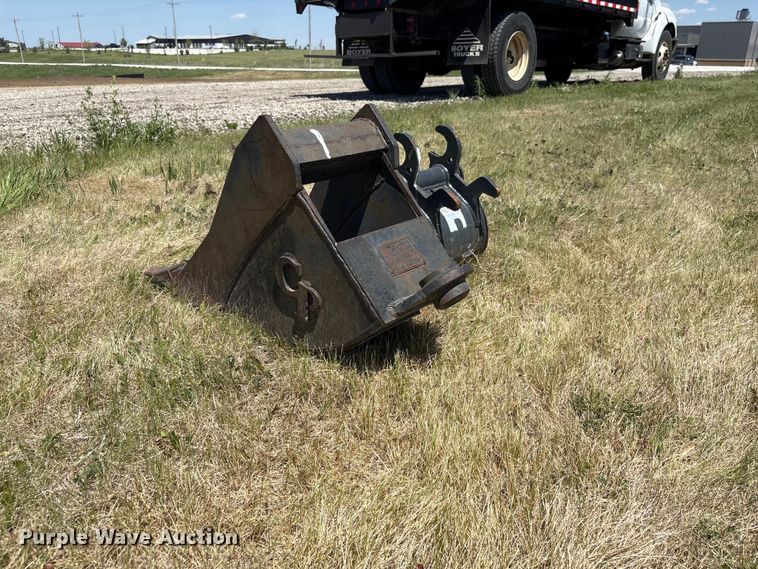 image for item DO5217 Mini excavator buckets