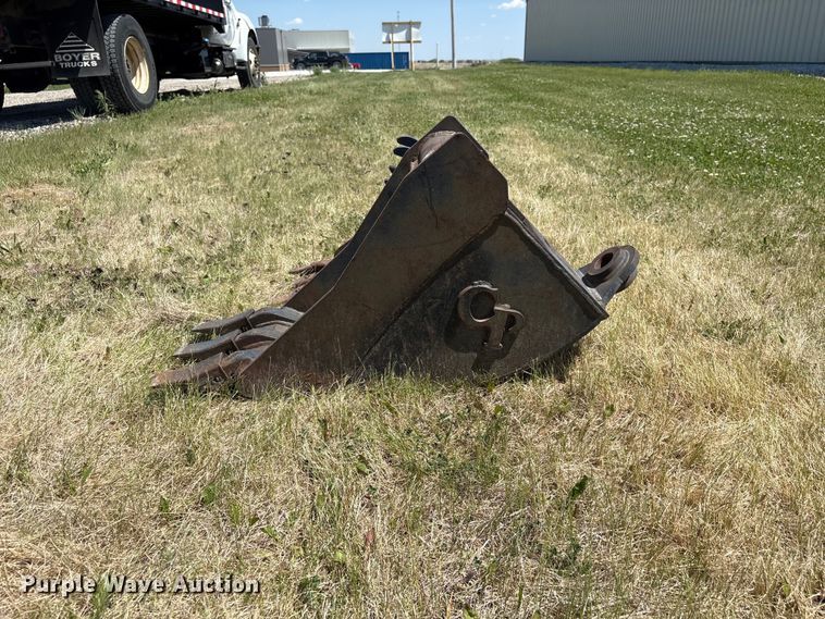 image for item DO5217 Mini excavator buckets
